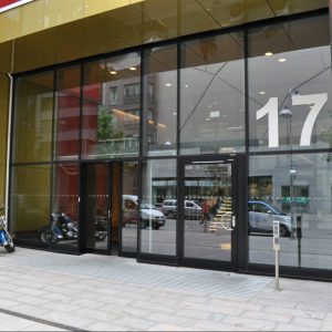 Evenemangsgatan 17 är adressen. Även Svenska Spel och Sodexo har huvudkontor i samma hus.